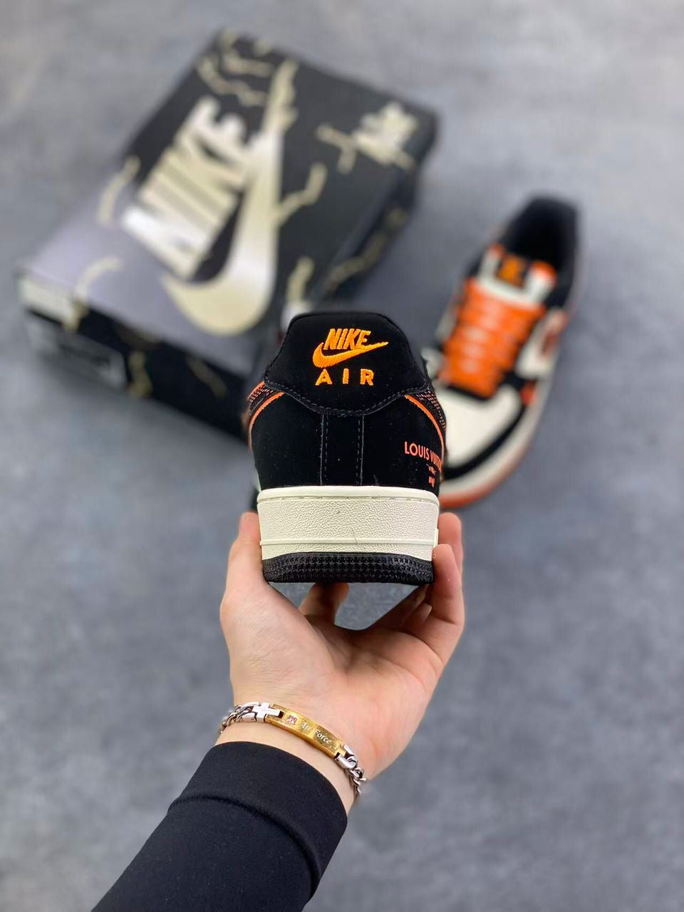 Nk AirForce 1 '07 Low "L'V Collaboration